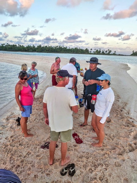 Fakarava   Happy Talk